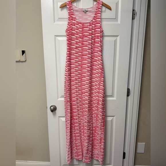 Beige by eci Dresses & Skirts - Beige by Eci Women’s Coral and White Textured Knit Lined Maxi Dress Size M